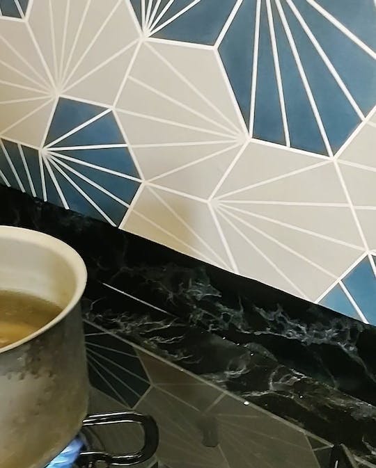 papel de parede cozinha hexagonal